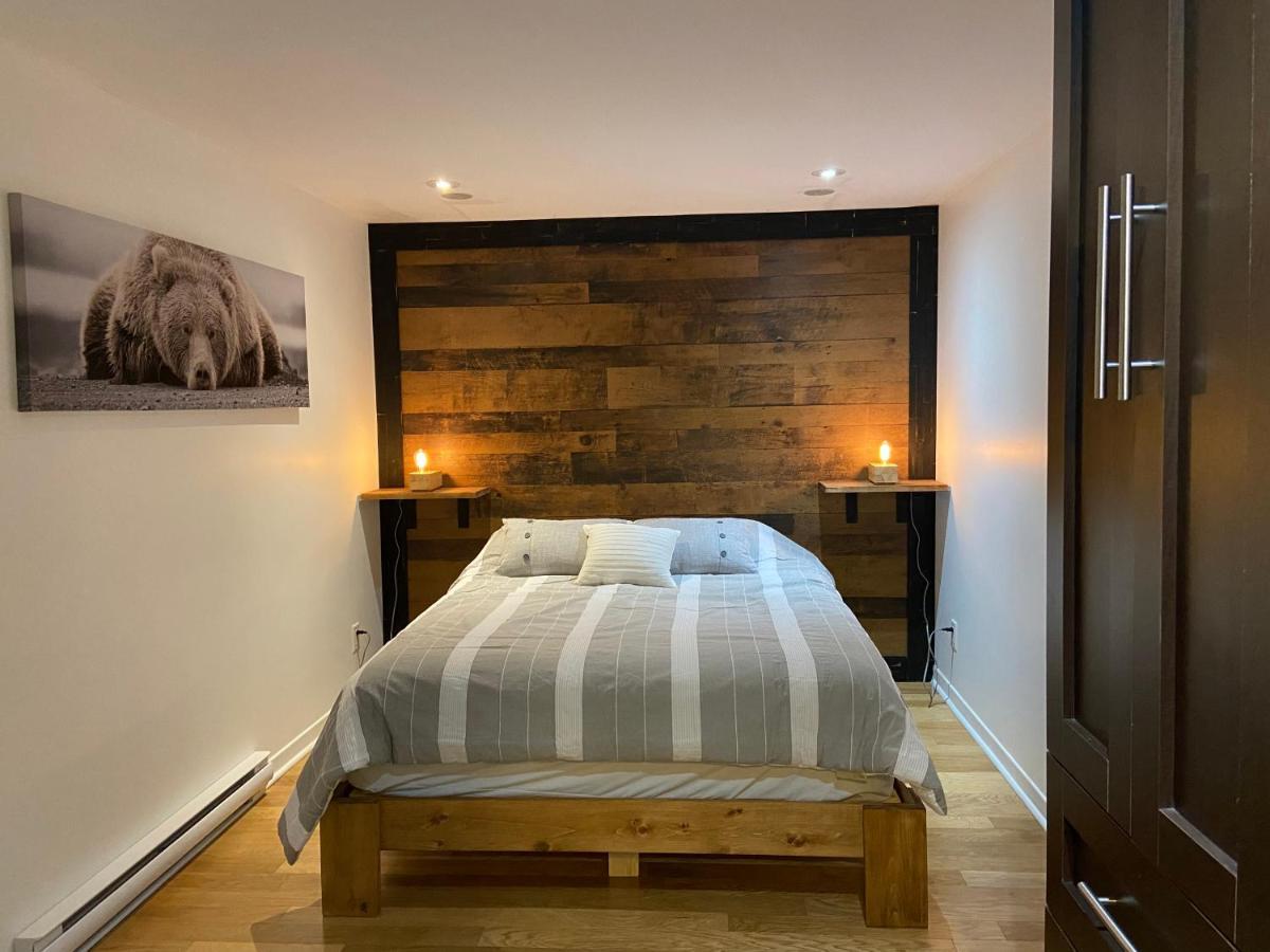 Condo Hotel Au Pied Du Mont Orford Екстериор снимка