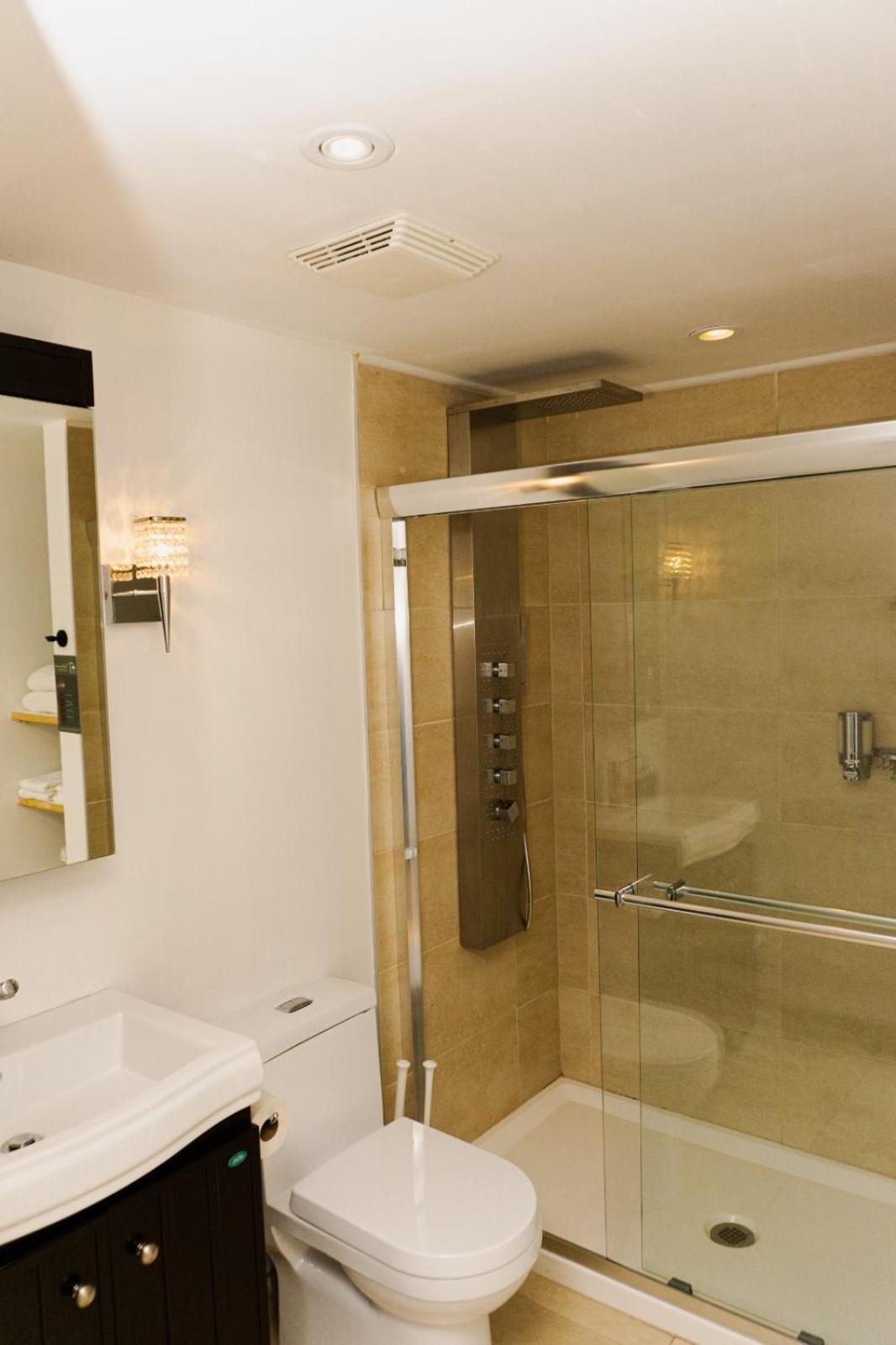 Condo Hotel Au Pied Du Mont Orford Стая снимка